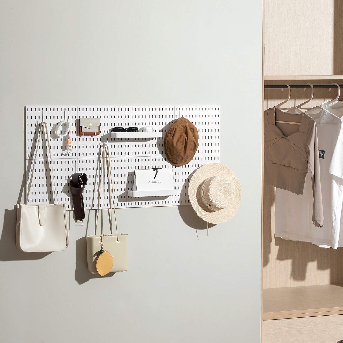 Keepo White Wall Organizer Set With 8Pcs Pegboards